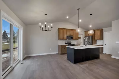 4981 Water Mint Court, Green Bay, WI 54313 - Photo 6