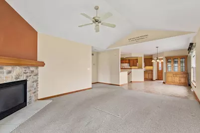 N160W20271 Fox Creek Drive, Jackson, WI 53037 - Photo 12