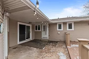 3225 N Abendroth St, Appleton, WI 54914 - Photo 4