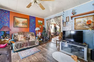 353 W 18th Ave, Oshkosh, WI 54902 - Photo 4