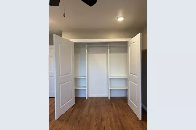 1747 Oakdale Avenue, Green Bay, WI 54302 - Photo 6