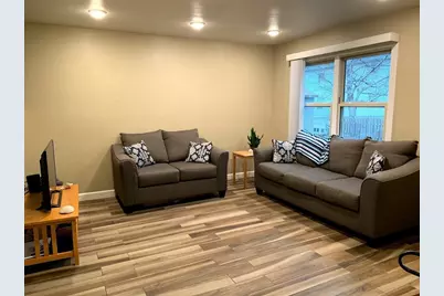 1747 Oakdale Avenue, Green Bay, WI 54302 - Photo 10