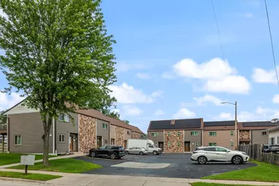 1747 Oakdale Avenue, Green Bay, WI 54302 - Photo 1