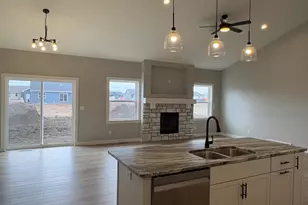 N9246 Homestead Ln, Appleton, WI 54915 - Photo 8