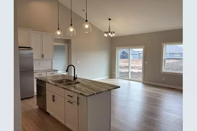 N9246 Homestead Lane, Appleton, WI 54915 - Photo 6