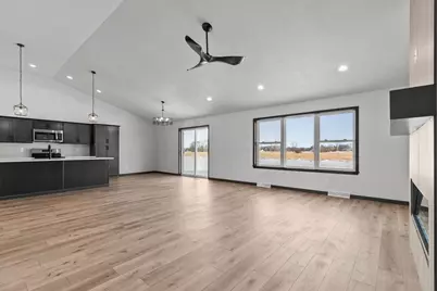 378 Pauls Place, Oshkosh, WI 54904 - Photo 14