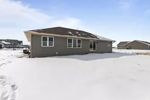 378 Pauls Pl, Oshkosh, WI 54904 - Photo 34