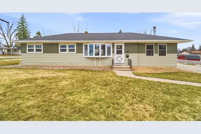325 Quincy Avenue, Omro, WI 54963 - Photo 1