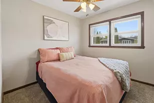 325 Quincy Ave, Omro, WI 54963 - Photo 16