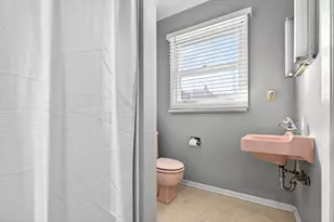 611 Chatham Ct, Neenah, WI 54956 - Photo 32