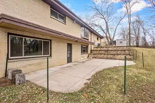 15945 Smith Dr, Brookfield, WI 53005 - Photo 52