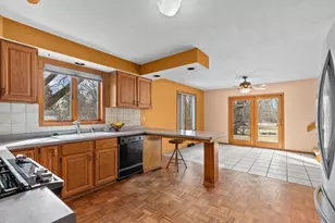 419 Maple Ln, Neenah, WI 54956 - Photo 24