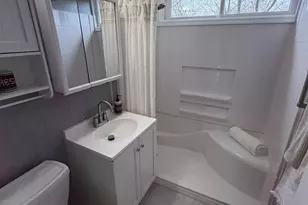 745 Carver Ln, Menasha, WI 54952 - Photo 4