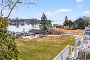 247 S 1st St, Winneconne, WI 54986 - Photo 16