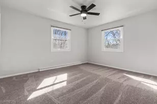 1645 Crestview Dr, Oshkosh, WI 54904 - Photo 36