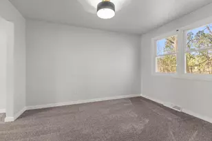 1645 Crestview Dr, Oshkosh, WI 54904 - Photo 22