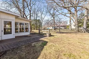 1645 Crestview Dr, Oshkosh, WI 54904 - Photo 38