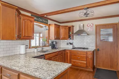 917 Windward Court, Oshkosh, WI 54901 - Photo 10