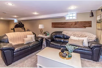 1406 Lawrence Street, New London, WI 54961 - Photo 24