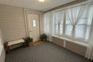 636 W 7th Ave, Oshkosh, WI 54902 - Photo 6