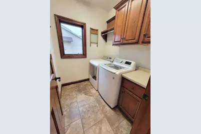 N9039 Spring Valley Road, Menasha, WI 54952 - Photo 12