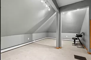 1105 Dousman St, Green Bay, WI 54303 - Photo 18