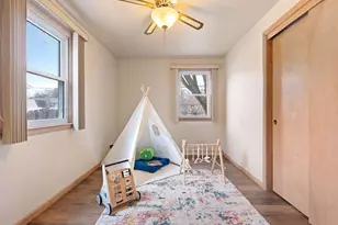 852 Raymond St, Green Bay, WI 54304 - Photo 22