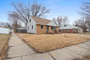 852 Raymond St, Green Bay, WI 54304 - Photo 48