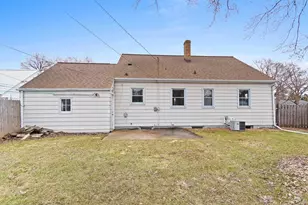 852 Raymond St, Green Bay, WI 54304 - Photo 38