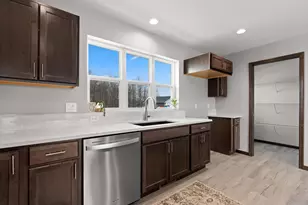 2652 Lawrence Ln, Neenah, WI 54956 - Photo 14