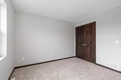 2652 Lawrence Lane, Neenah, WI 54956 - Photo 32