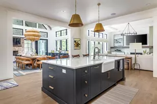 2411 Loxley Ct, Suamico, WI 54173 - Photo 14