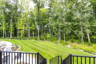 2411 Loxley Ct, Suamico, WI 54173 - Photo 76