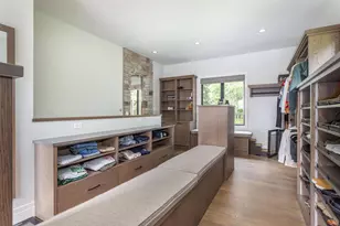 2411 Loxley Ct, Suamico, WI 54173 - Photo 34