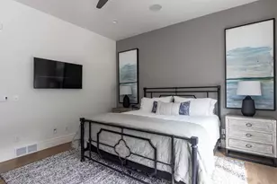 2411 Loxley Ct, Suamico, WI 54173 - Photo 40