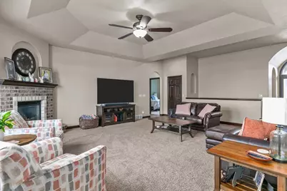 8065 Golden Primrose Circle, Neenah, WI 54956 - Photo 4