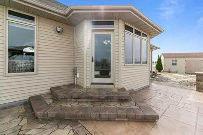 8065 Golden Primrose Circle, Neenah, WI 54956 - Photo 38