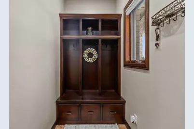 8065 Golden Primrose Circle, Neenah, WI 54956 - Photo 26