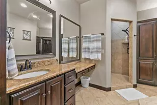 8065 Golden Primrose Cir, Neenah, WI 54956 - Photo 16