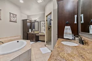 8065 Golden Primrose Cir, Neenah, WI 54956 - Photo 14