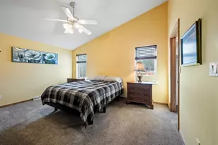 1843 Briarwood Ct, De Pere, WI 54115 - Photo 12