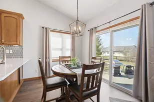 N9581 Hartford Ln, Appleton, WI 54915 - Photo 8