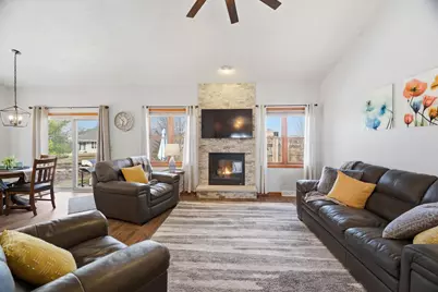 N9581 Hartford Lane, Appleton, WI 54915 - Photo 4