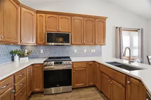 N9581 Hartford Ln, Appleton, WI 54915 - Photo 10