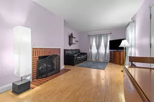 2436 Hickory Ln, Appleton, WI 54915 - Photo 10