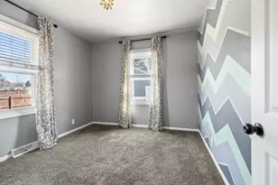 1542 9th St, Green Bay, WI 54304 - Photo 10