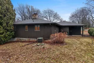 N9562 Otte Ct, Appleton, WI 54915 - Photo 6