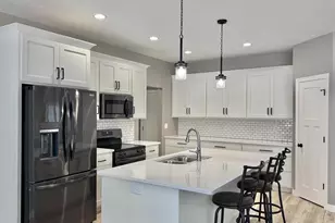 3124 Toad Is Trl, De Pere, WI 54115 - Photo 6