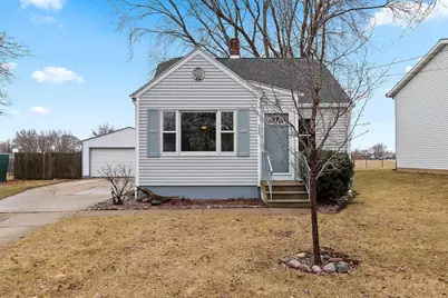 525 Dutton Avenue, Green Bay, WI 54304 - Photo 2