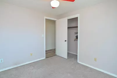 1024 Edgewood Drive, Green Bay, WI 54311 - Photo 12